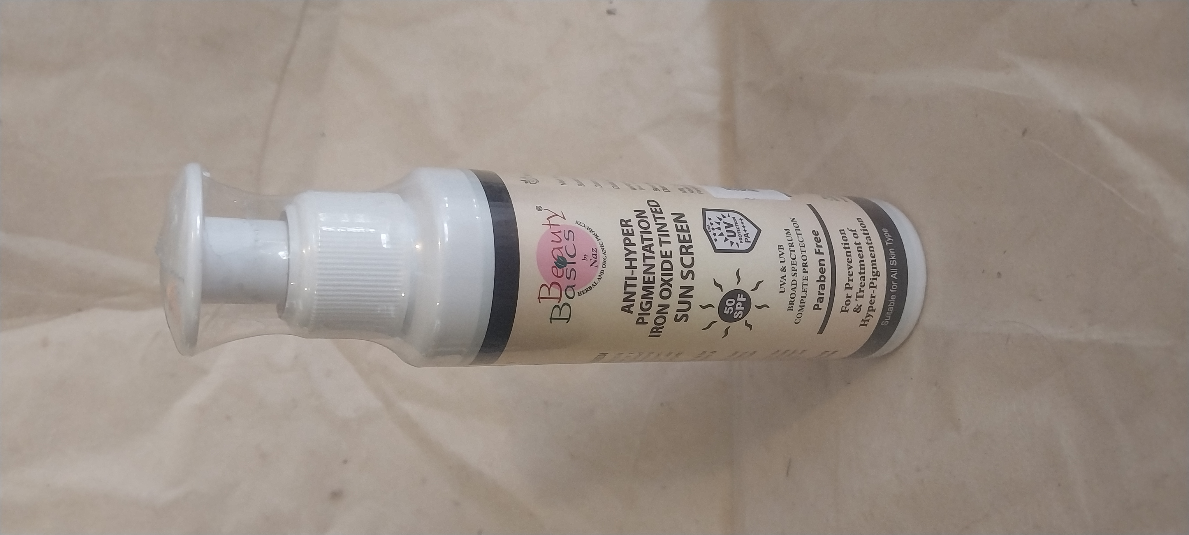 Anti pigmentation iron oxide tinted sunscreen