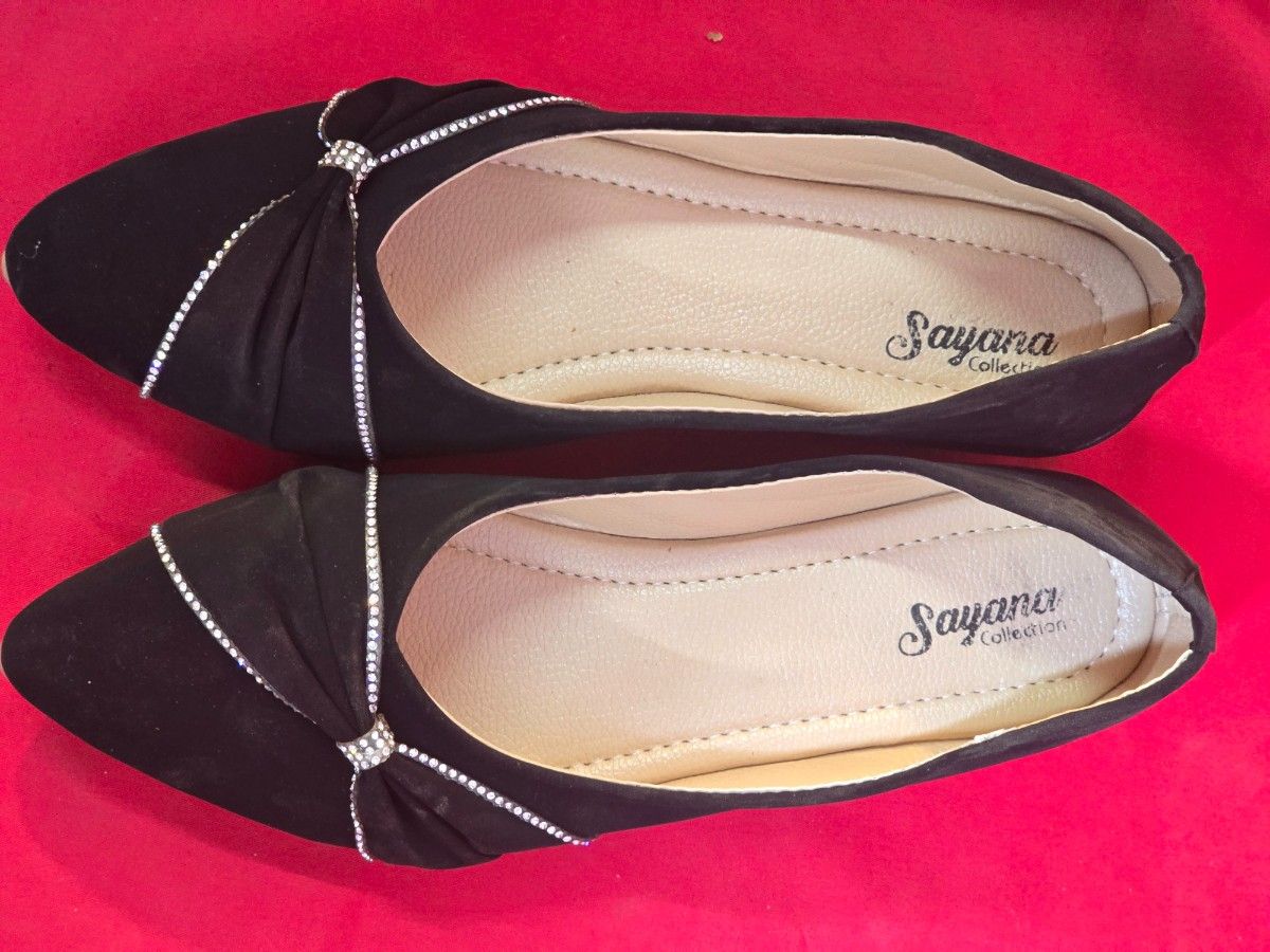Close Shoes