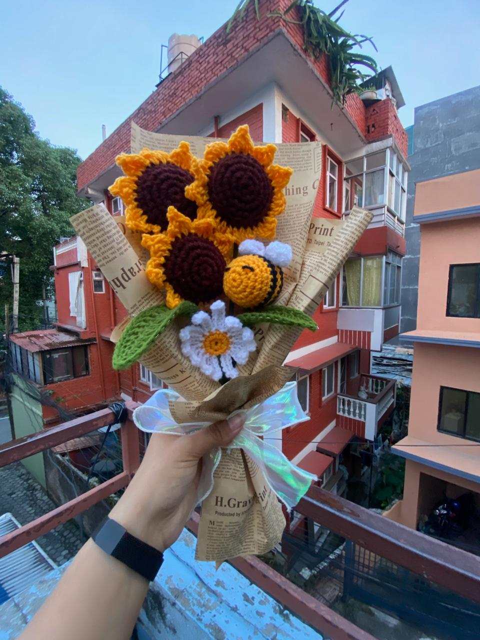 Sunflower and Bee Bouquet